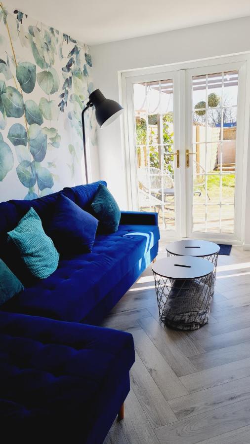 Beautiful 2Bed House With Garden, Walking Distance To Town - Free Parking Apartment Глазгоу Екстериор снимка