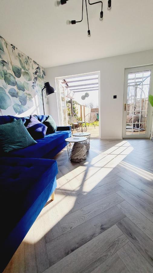 Beautiful 2Bed House With Garden, Walking Distance To Town - Free Parking Apartment Глазгоу Екстериор снимка
