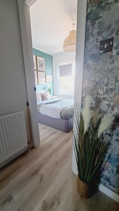 Beautiful 2Bed House With Garden, Walking Distance To Town - Free Parking Apartment Глазгоу Екстериор снимка