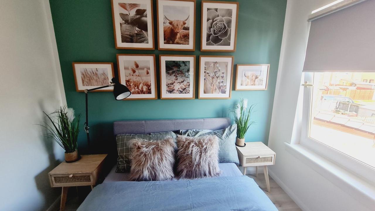 Beautiful 2Bed House With Garden, Walking Distance To Town - Free Parking Apartment Глазгоу Екстериор снимка