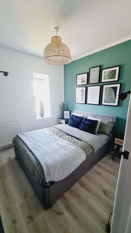 Beautiful 2Bed House With Garden, Walking Distance To Town - Free Parking Apartment Глазгоу Екстериор снимка